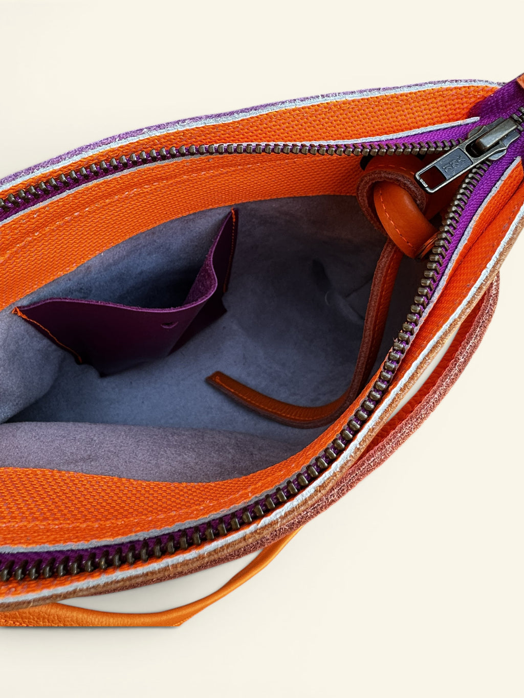 Handgemaakte leren handtas BiLLY roze / oranje met roze rits