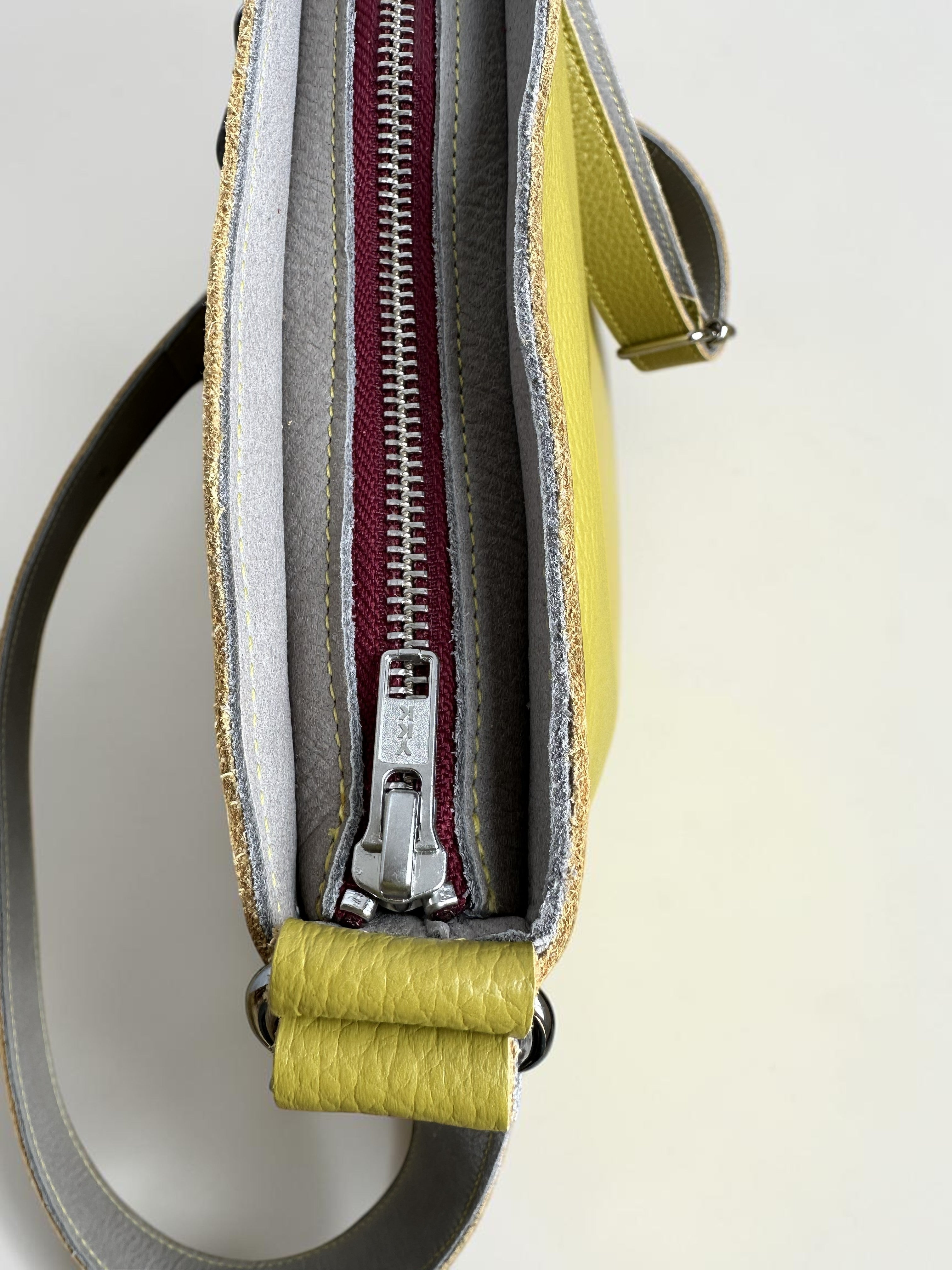 Handgemaakte schoudertas BiLLY pistache