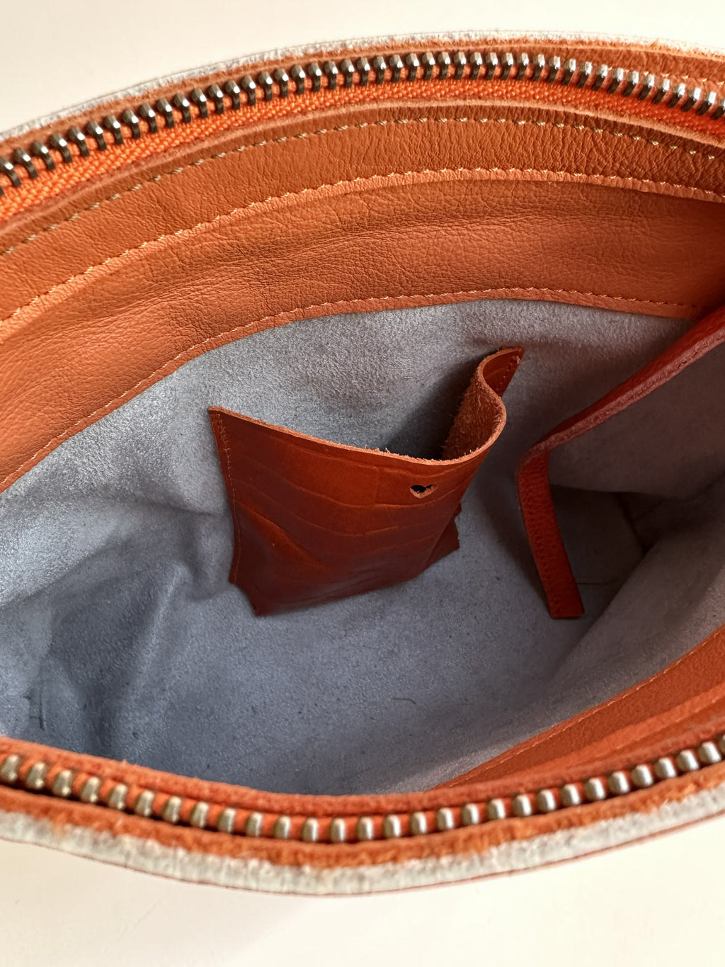 handgemaakte handtas BiLLY roze met oranje accenten