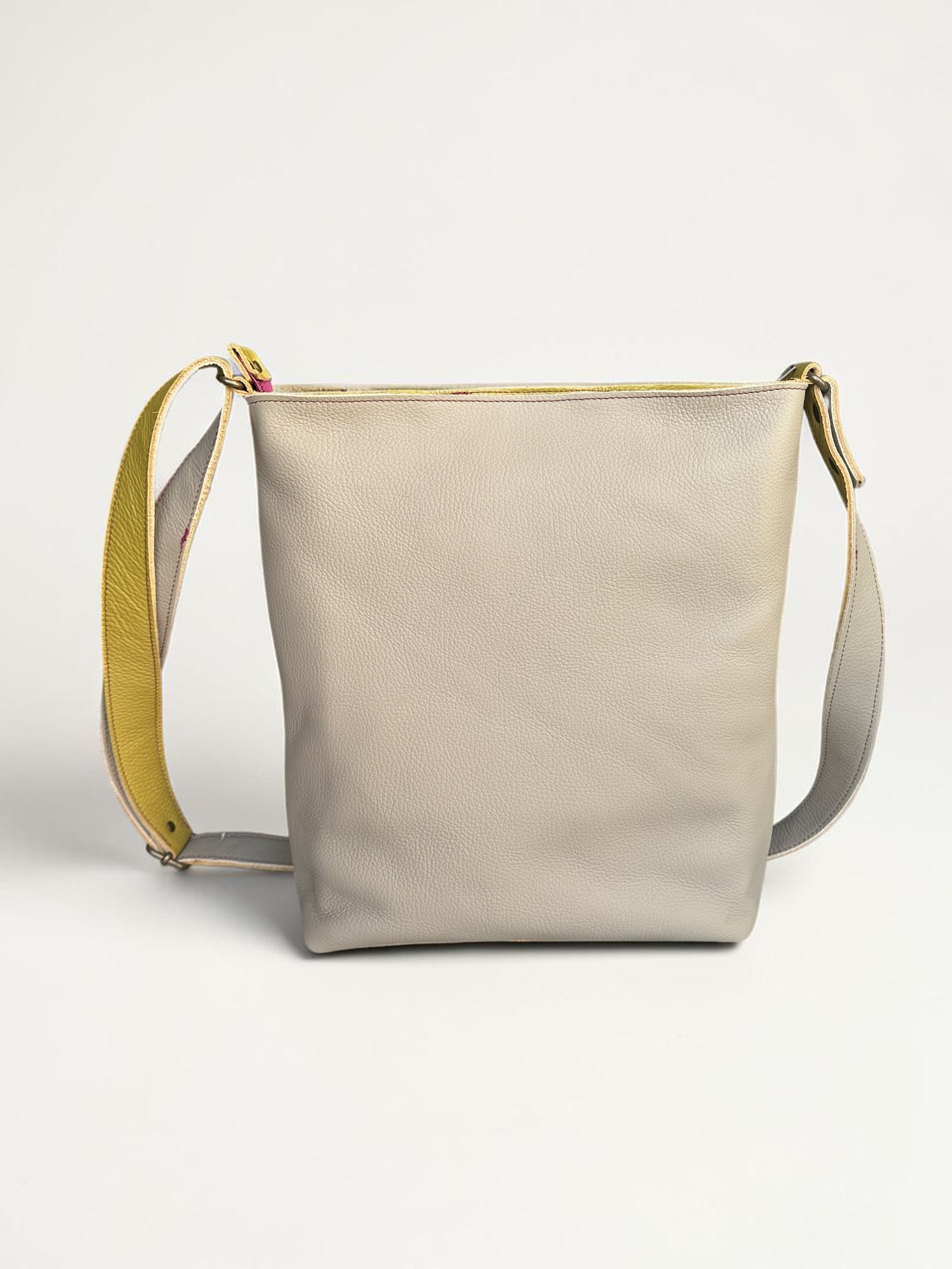 schoudertas SAMMY pistache / creme fuchsia rits